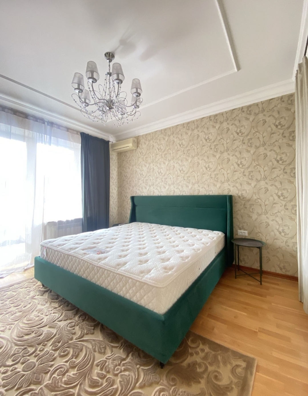 Аренда дома 350 м², Линия 8-го Марта 4-я ул.