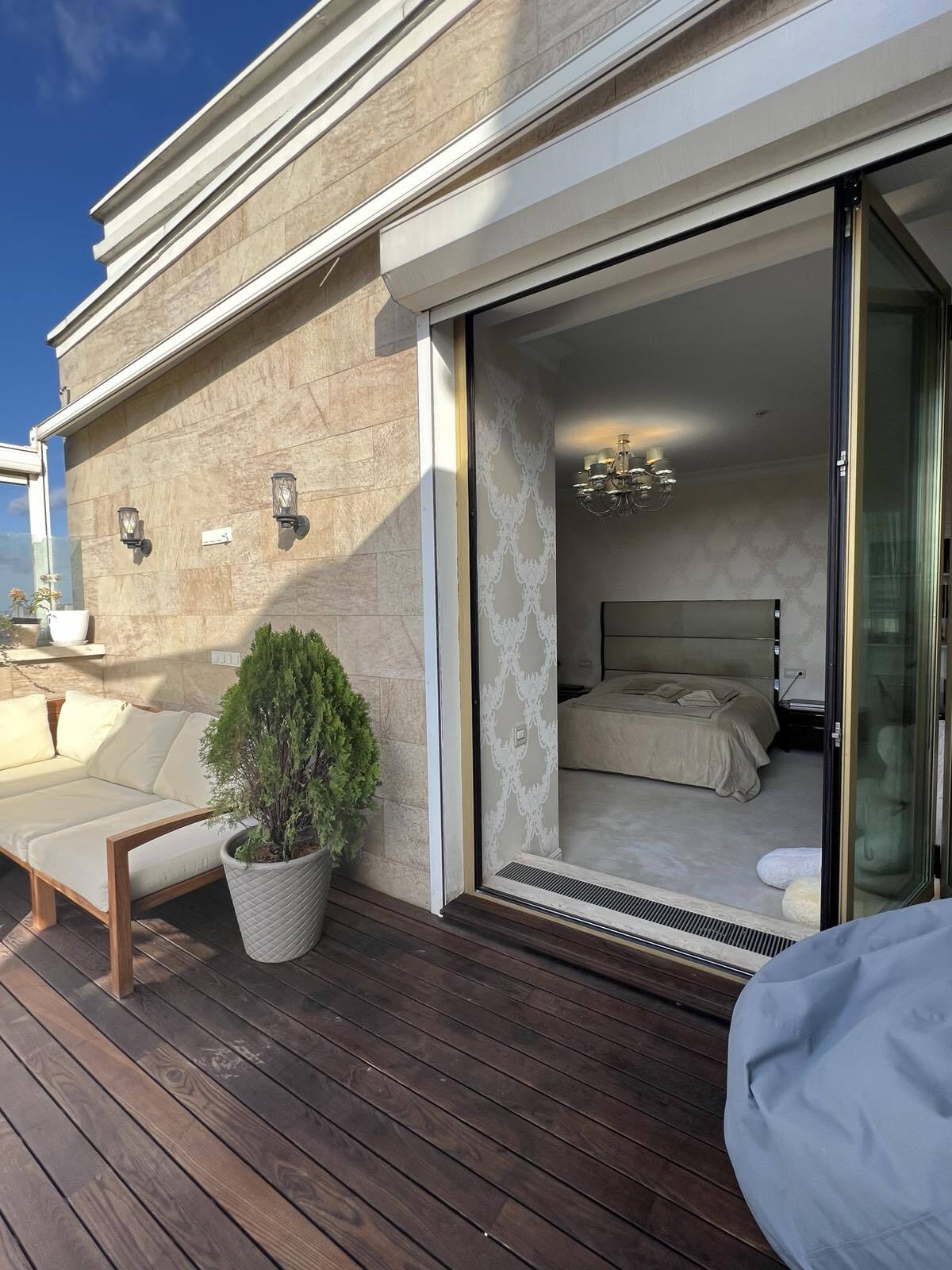 Аренда 3-комнатной квартиры 220 м², Гагаринское Плато ул., 5/2