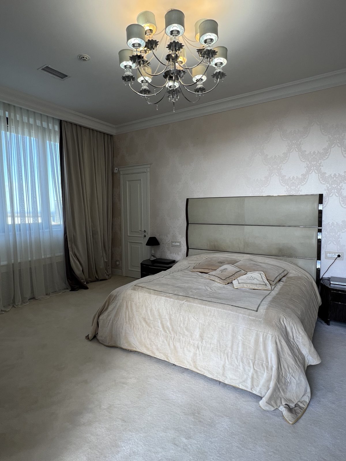 Аренда 3-комнатной квартиры 220 м², Гагаринское Плато ул., 5/2