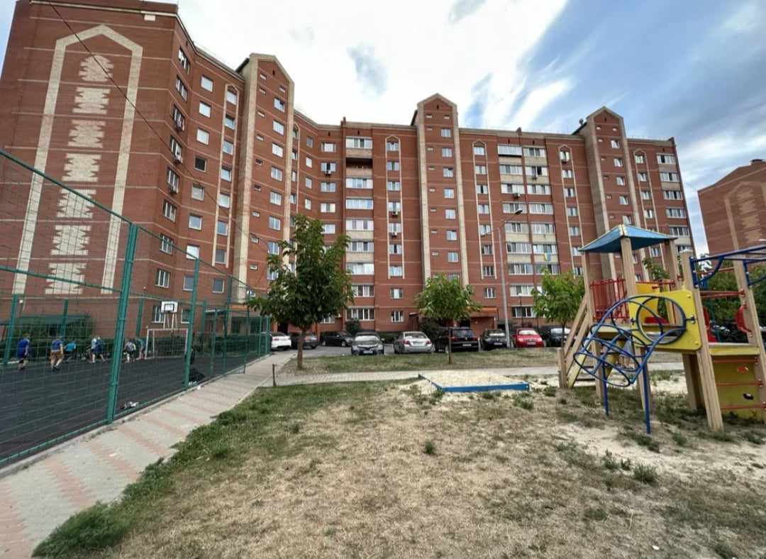 Продаж 1-кімнатної квартири 53 м², Старовокзальна вул.