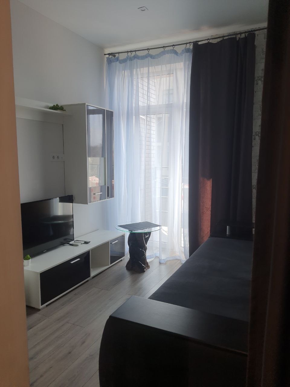 Продаж 1-кімнатної квартири 52 м², Неделина вул.