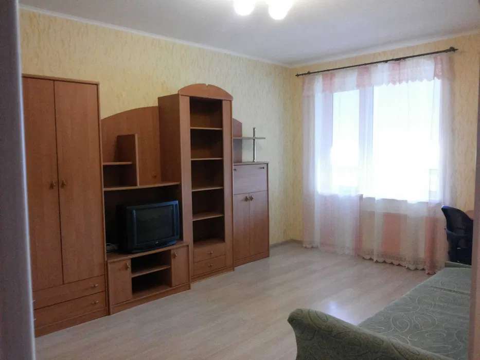 Оренда 1-кімнатної квартири 41 м², Драгоманова вул., 6/1