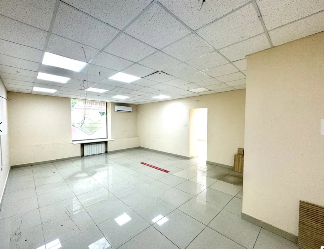 Аренда торгового помещения 85 м², Черняховского ул.