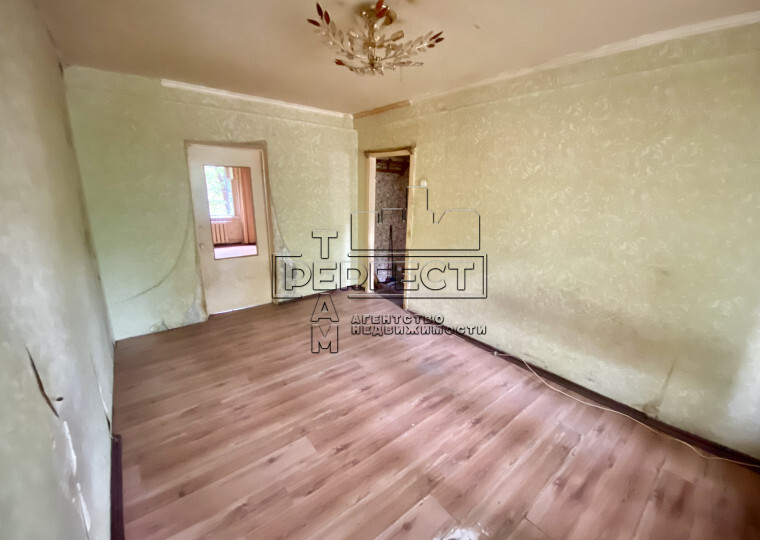 Продажа 2-комнатной квартиры 45 м², Пражская ул., 27