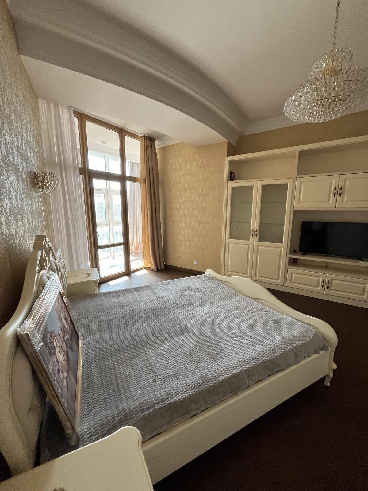 Продаж 3-кімнатної квартири 126 м², Лидерсовский бул., 5
