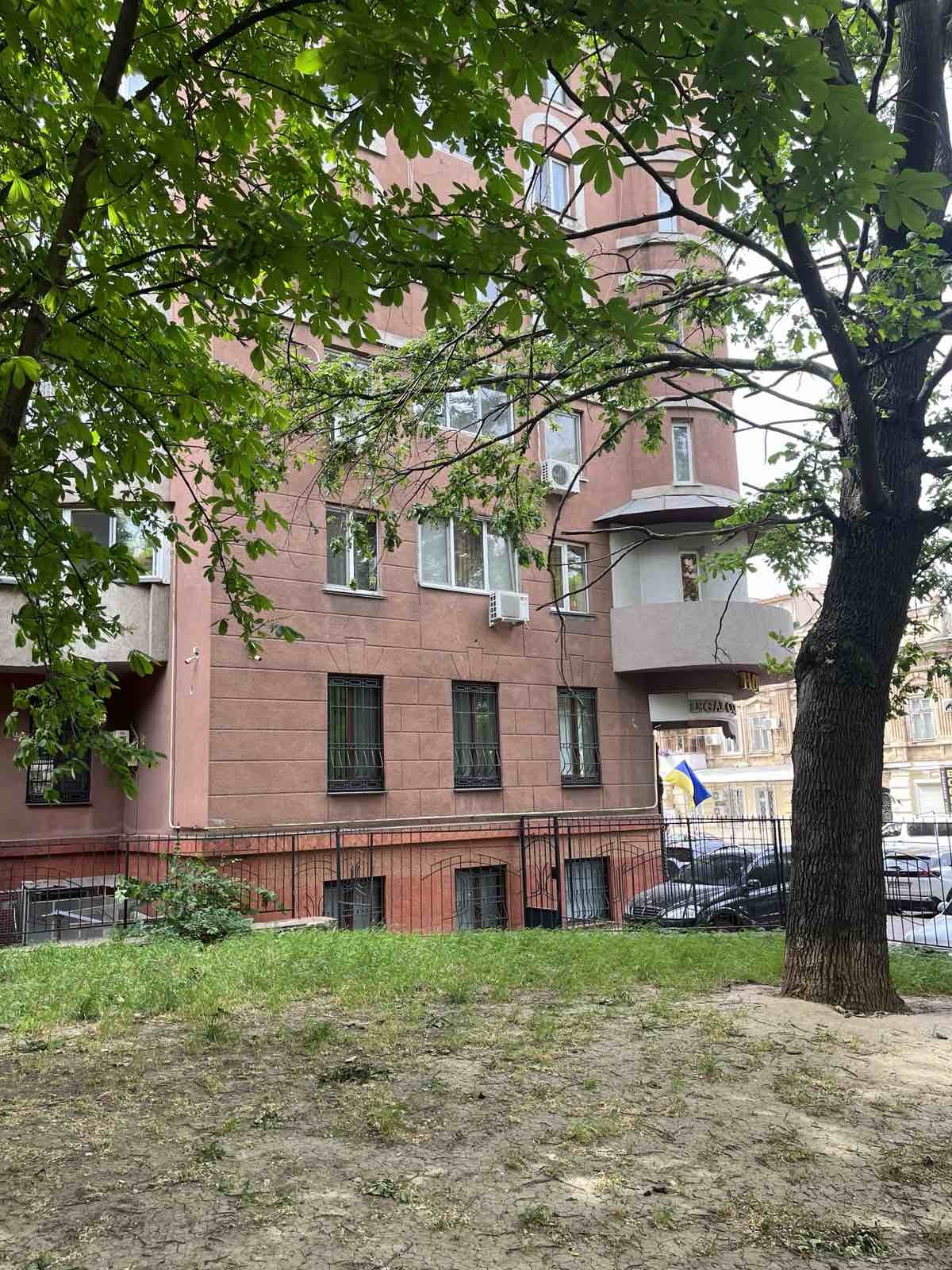 Продажа 3-комнатной квартиры 82 м², Пантелеймоновская ул., 15