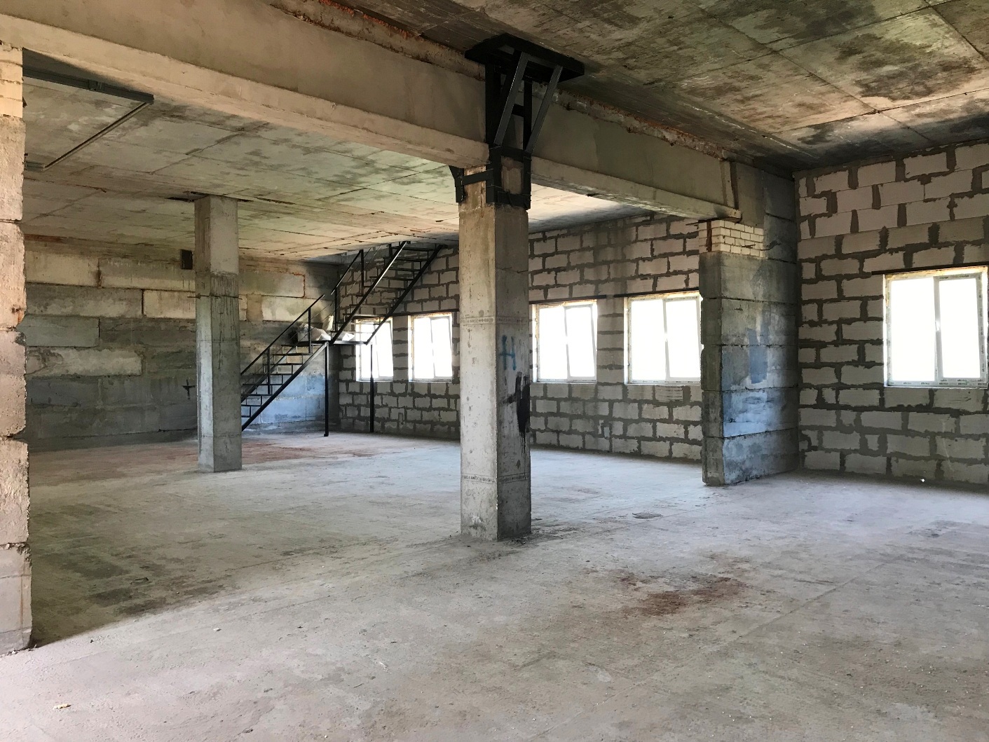 Продажа отдельно стоящего здания 621 м², Козелецкая ул., 2а
