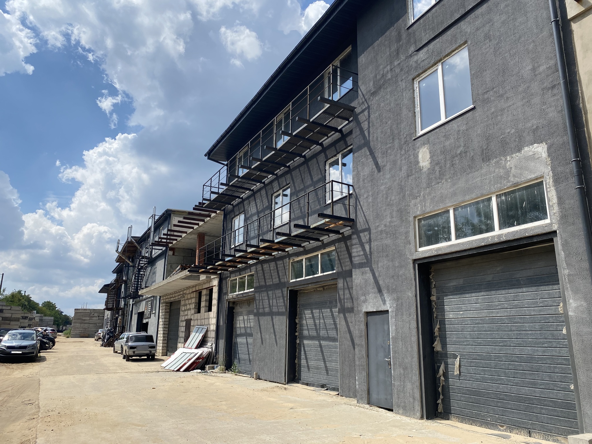 Продажа отдельно стоящего здания 621 м², Козелецкая ул., 2а