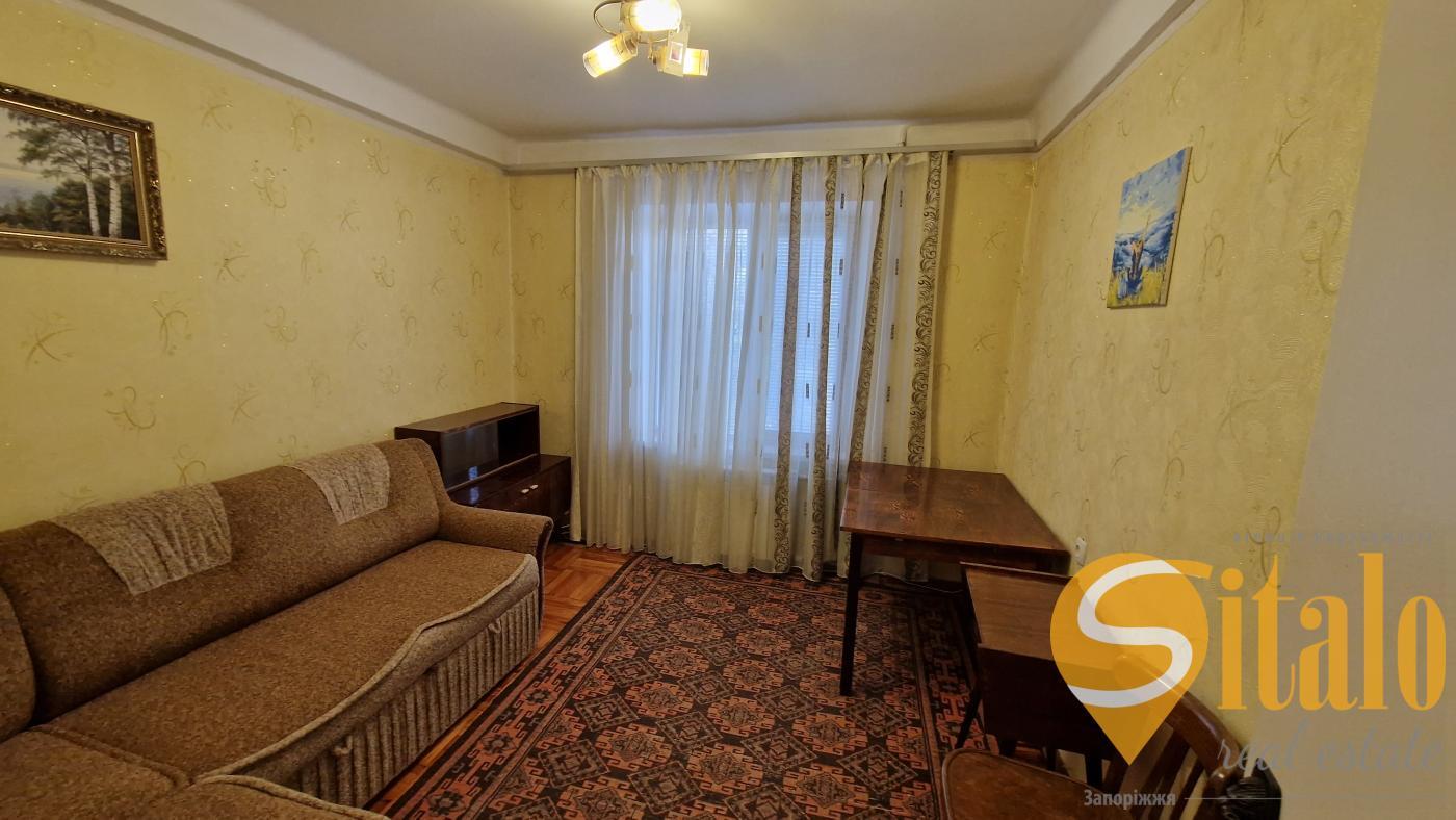 Продаж 3-кімнатної квартири 68 м², Чарівна вул.