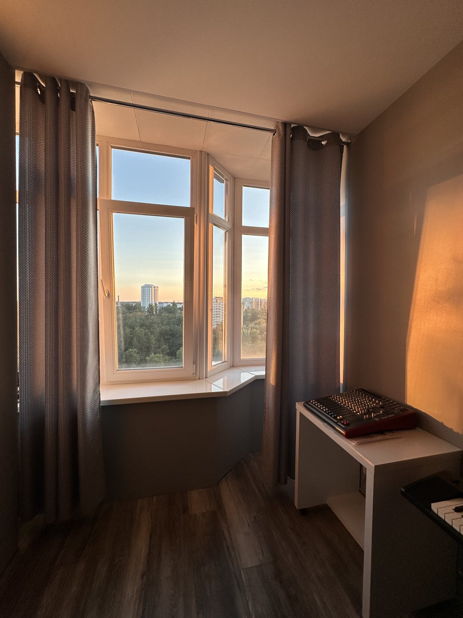 Продажа 2-уровневой квартиры 135.8 м², Ватутина ул., 111