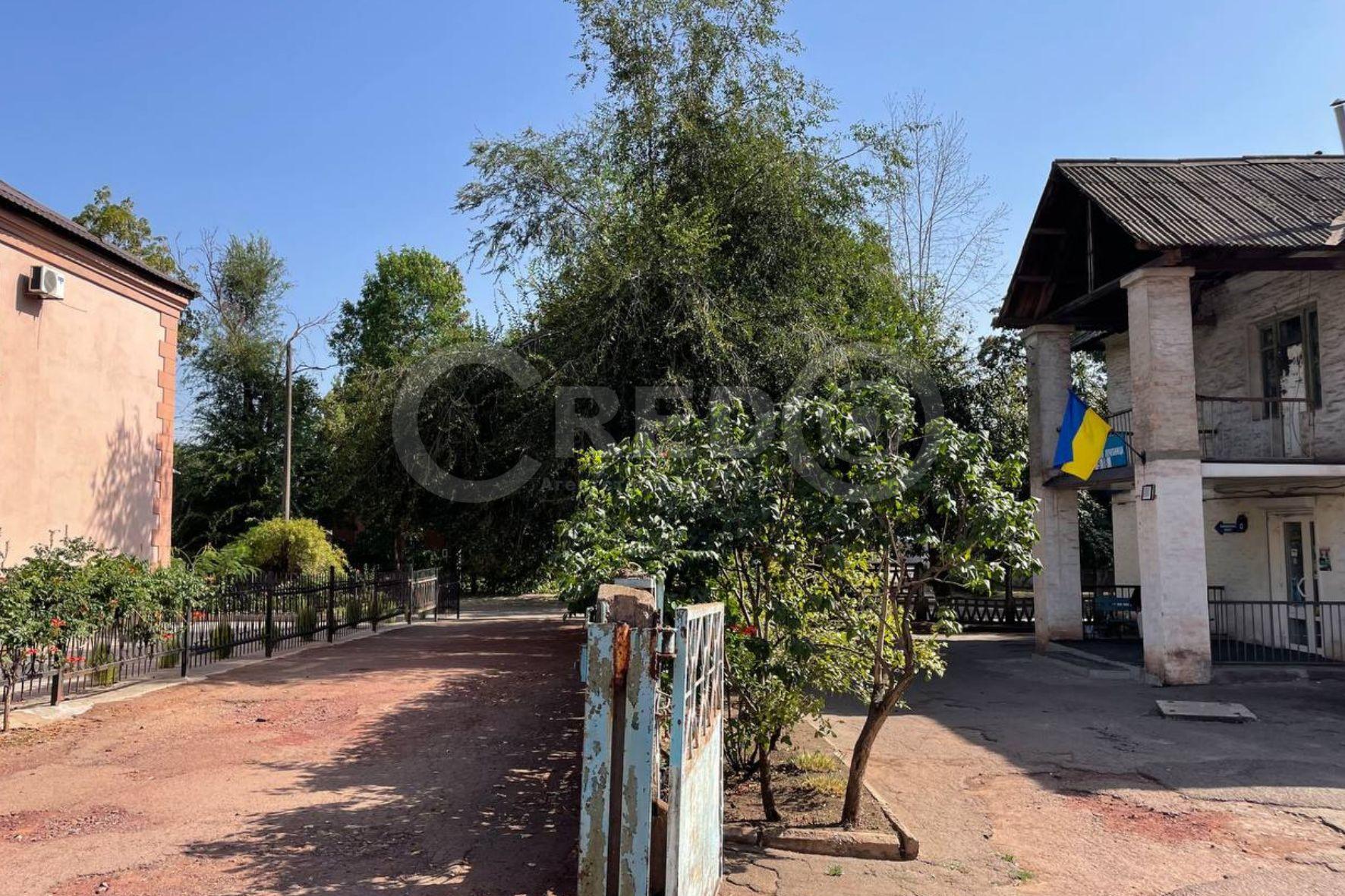 Продажа отдельно стоящего здания 988.4 м², Межпланетная ул.