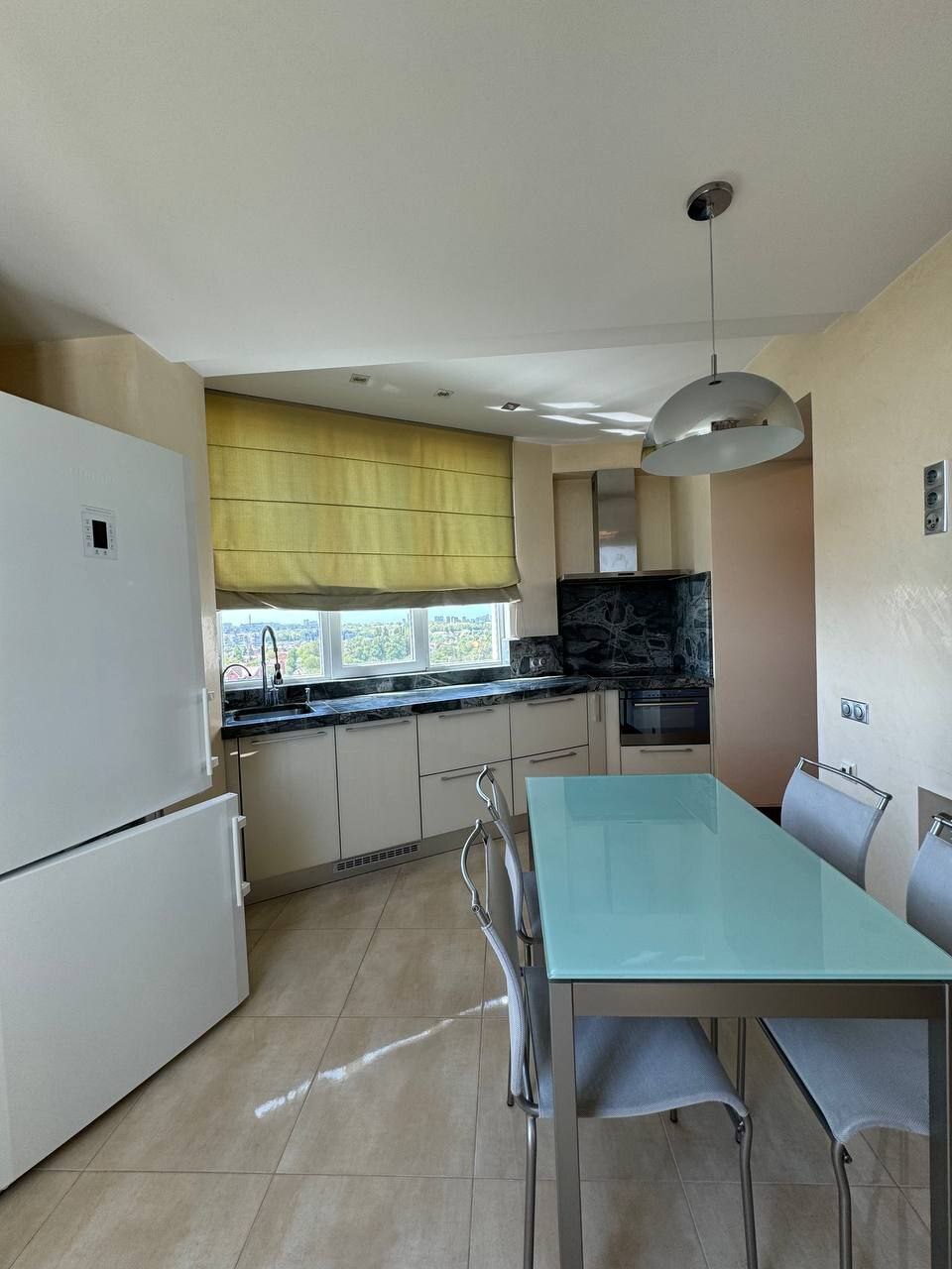 Продаж 3-кімнатної квартири 93 м², Козакова вул.