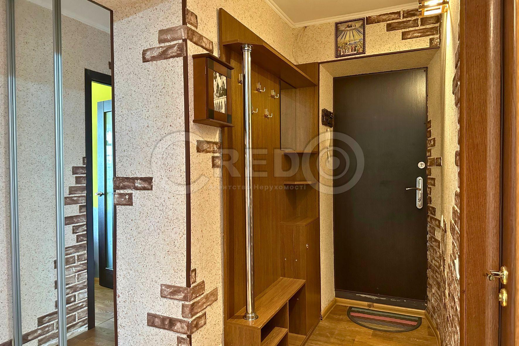 Продаж 3-кімнатної квартири 62.8 м², Качалова вул.