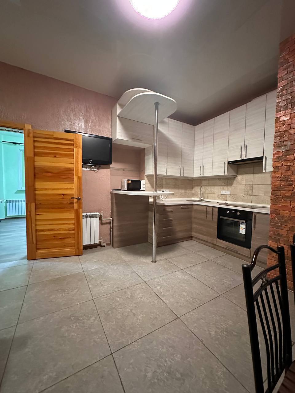 Продаж 2-кімнатної квартири 71 м², Фабрична вул.