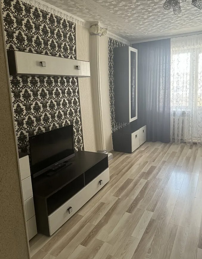 Оренда 2-кімнатної квартири 42 м², Подільська вул., 78