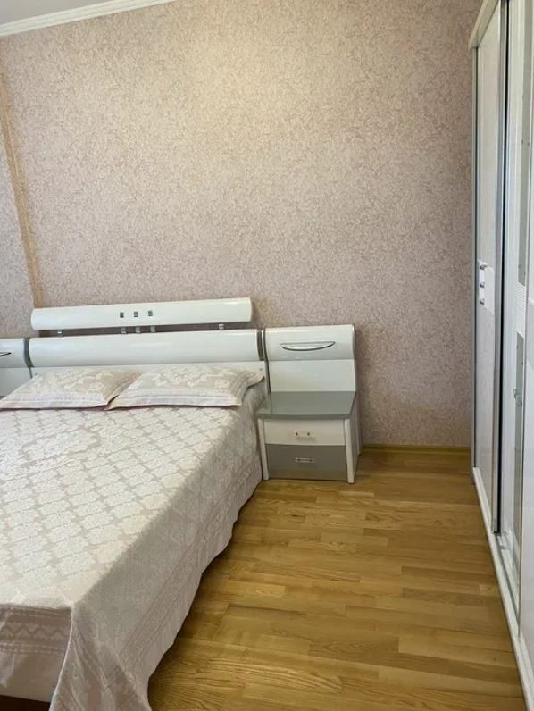 Продажа 3-комнатной квартиры 112.3 м², Герасима Кондратьева ул.