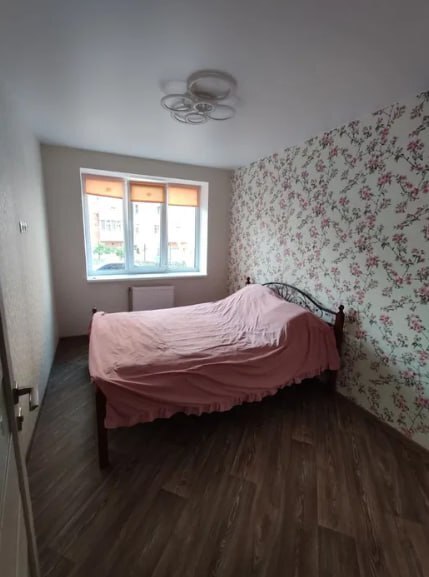 Продаж 2-кімнатної квартири 70 м², Михайла Лушпи просп.