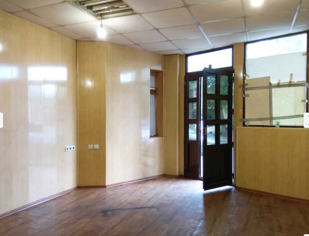 Оренда приміщення вільного призначення 30 м², Якова Бреуса вул.