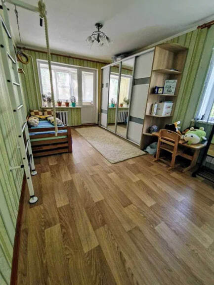 Продаж 3-кімнатної квартири 63 м², Романа Атаманюка вул.