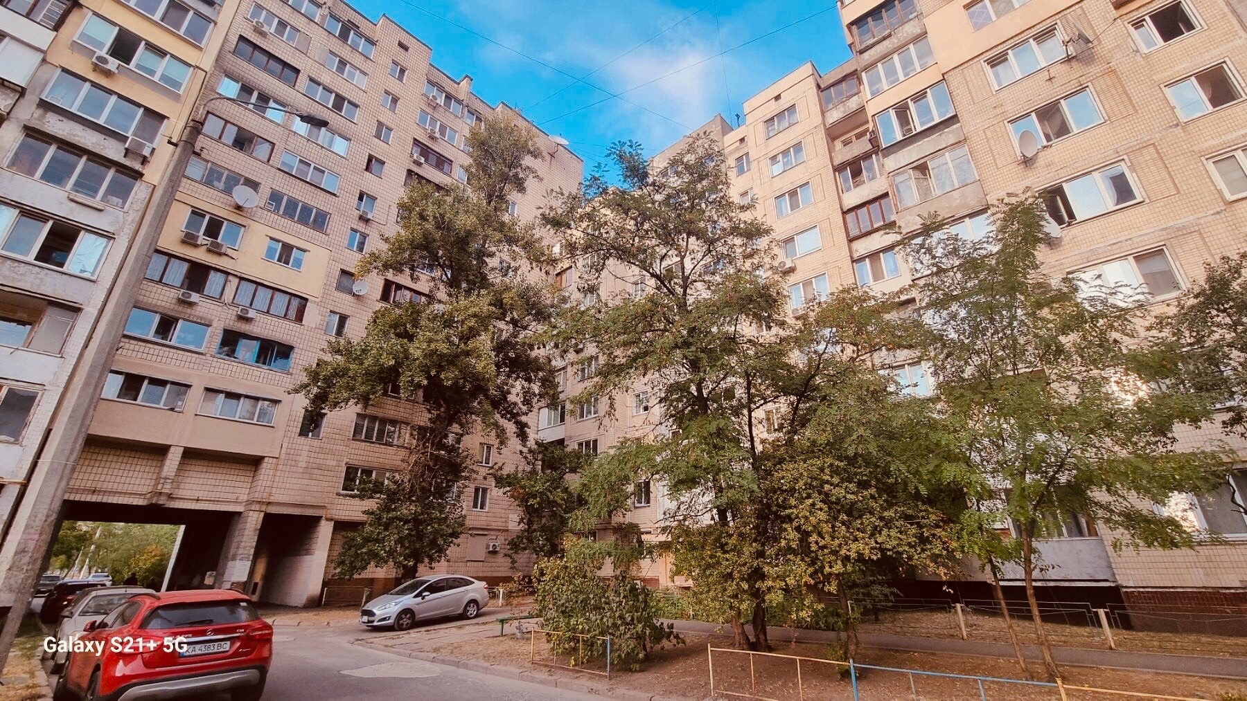 Продаж 3-кімнатної квартири 65 м², Зої Гайдай вул., 9/8