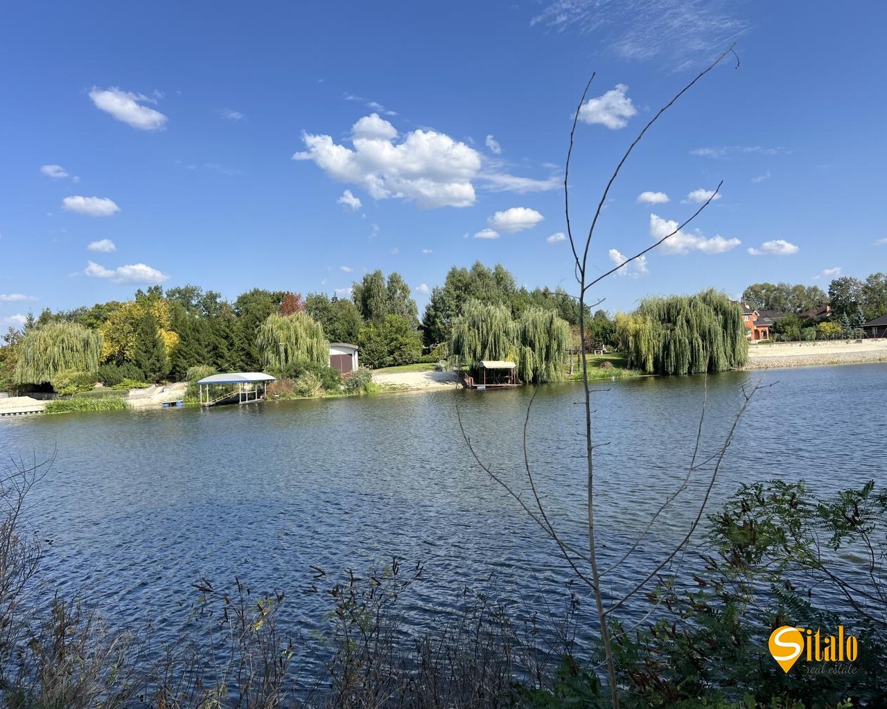 Продажа участка под индивидуальное жилое строительство 58 соток, 1-я Озерная ул.