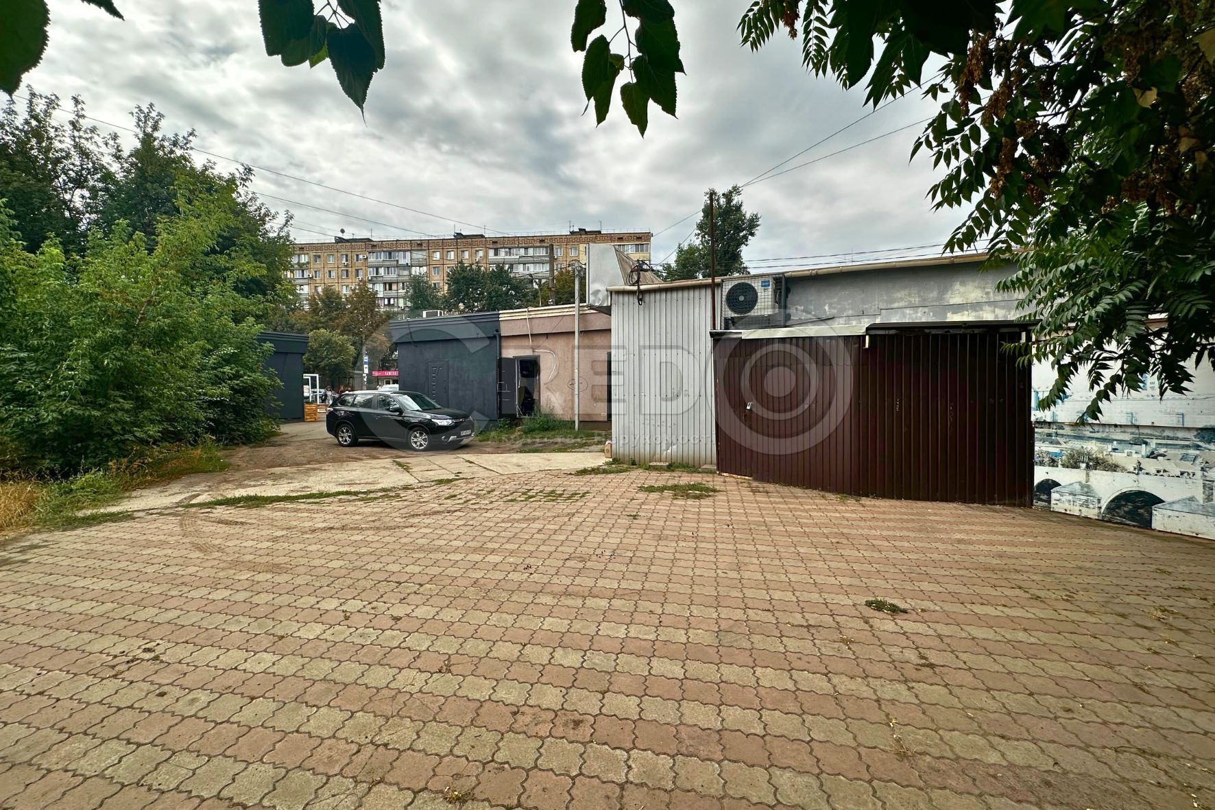 Продаж магазину 76.1 м², Свято-Миколаївська вул.