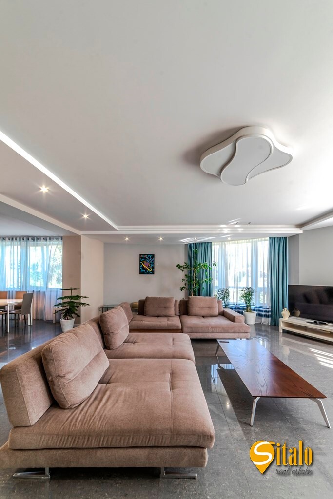 Аренда дома 350 м², 1-я Озерная ул.
