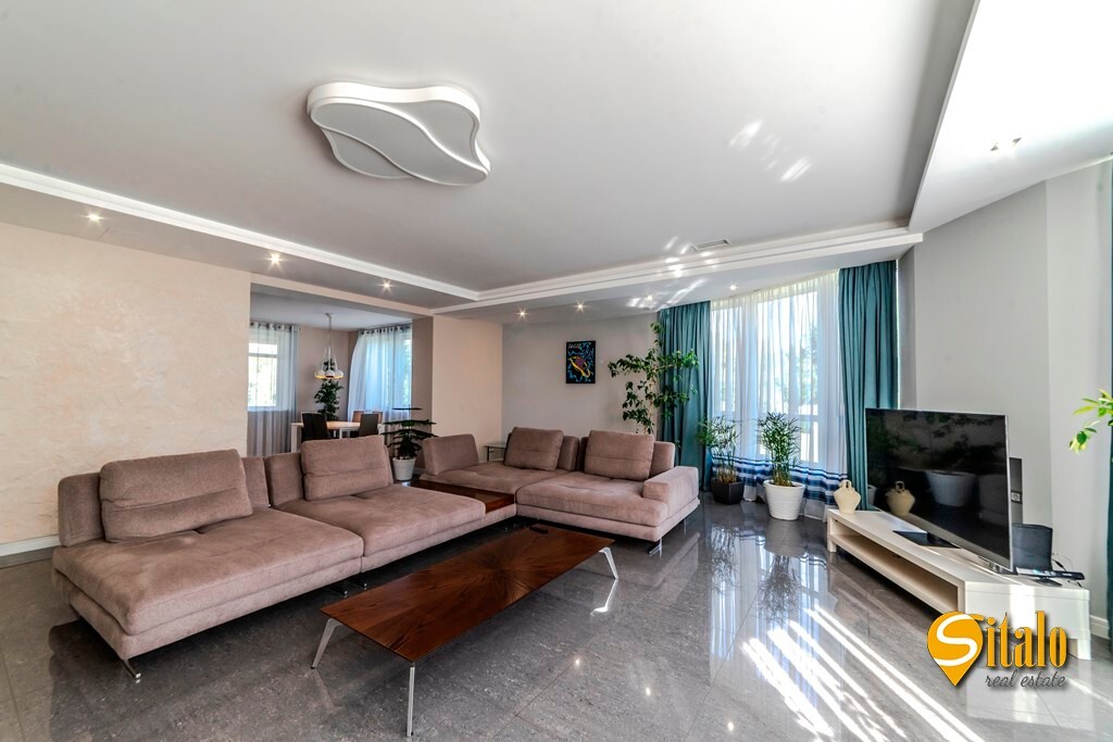Аренда дома 350 м², 1-я Озерная ул.