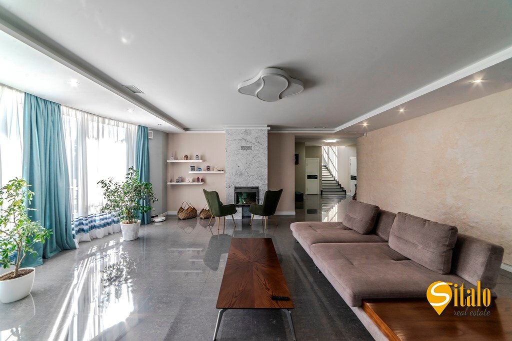 Аренда дома 350 м², 1-я Озерная ул.