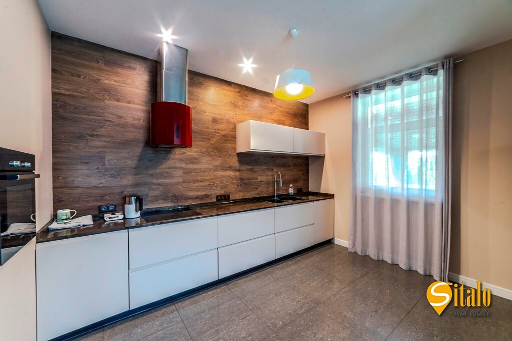 Аренда дома 350 м², 1-я Озерная ул.