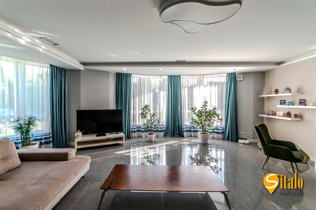 Аренда дома 350 м², 1-я Озерная ул.