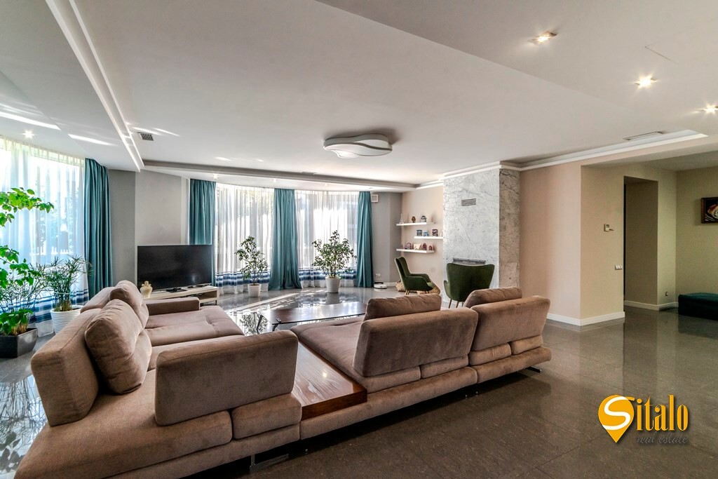 Аренда дома 350 м², 1-я Озерная ул.