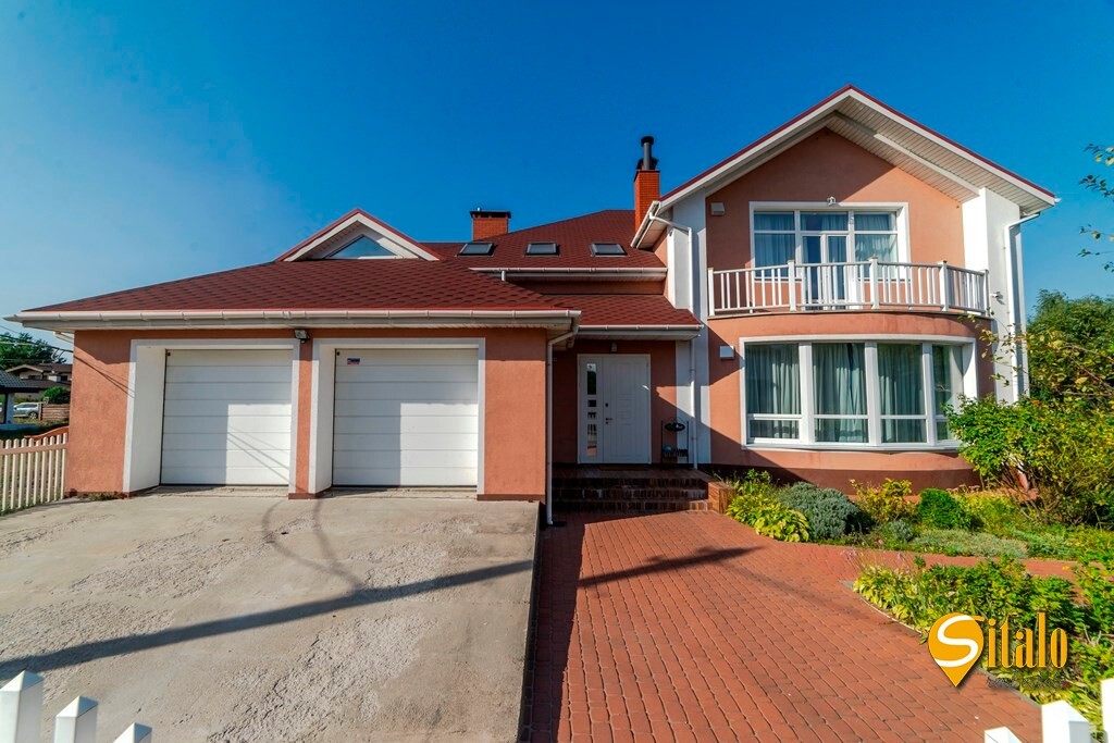 Аренда дома 350 м², 1-я Озерная ул.