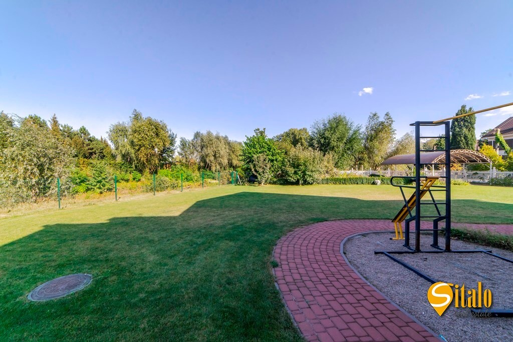 Аренда дома 350 м², 1-я Озерная ул.