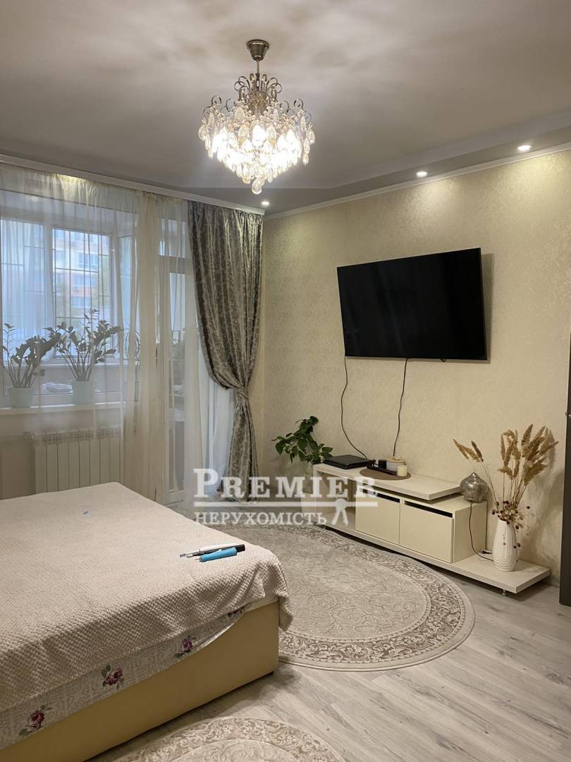 Продаж 2-кімнатної квартири 60 м², Семена Палія вул.