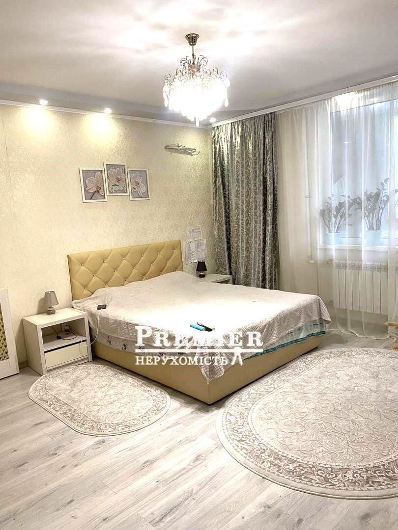 Продаж 2-кімнатної квартири 60 м², Семена Палія вул.