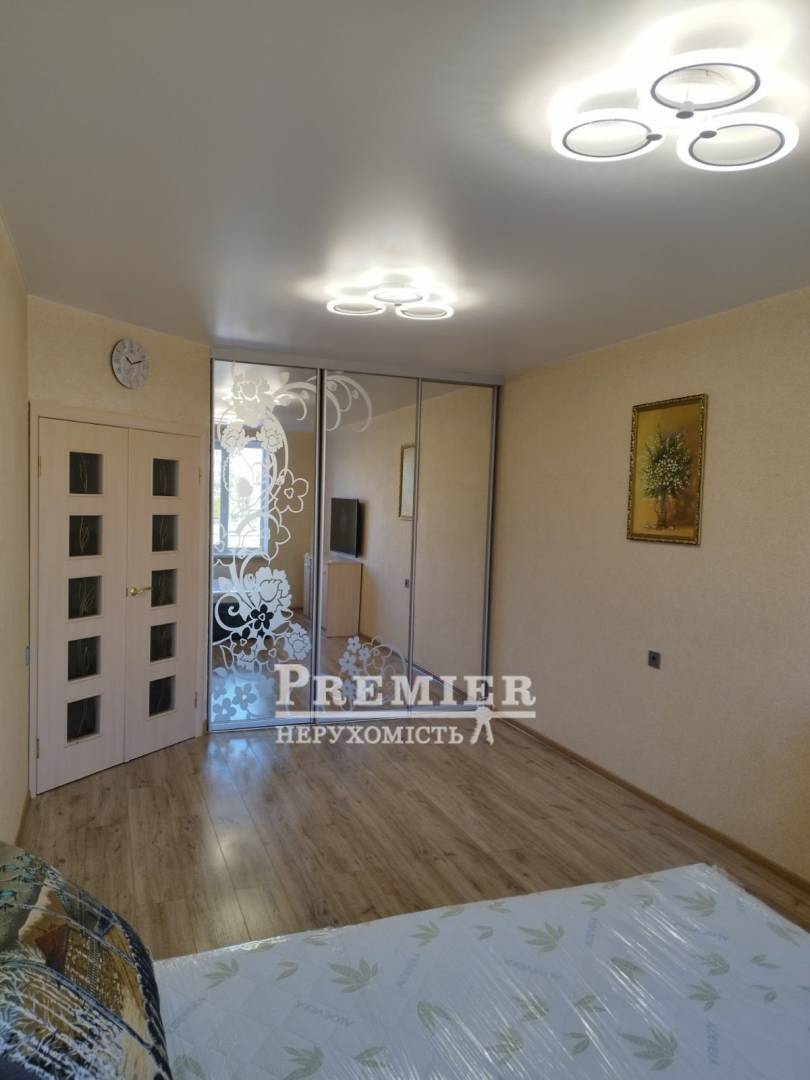 Продаж 1-кімнатної квартири 42 м², Семена Палія вул.