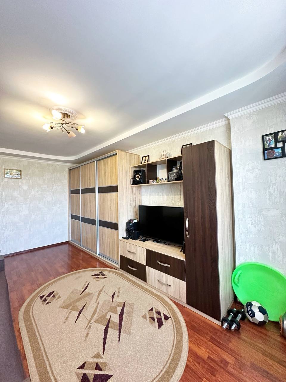 Продаж 1-кімнатної квартири 38.9 м², Ковпака вул.