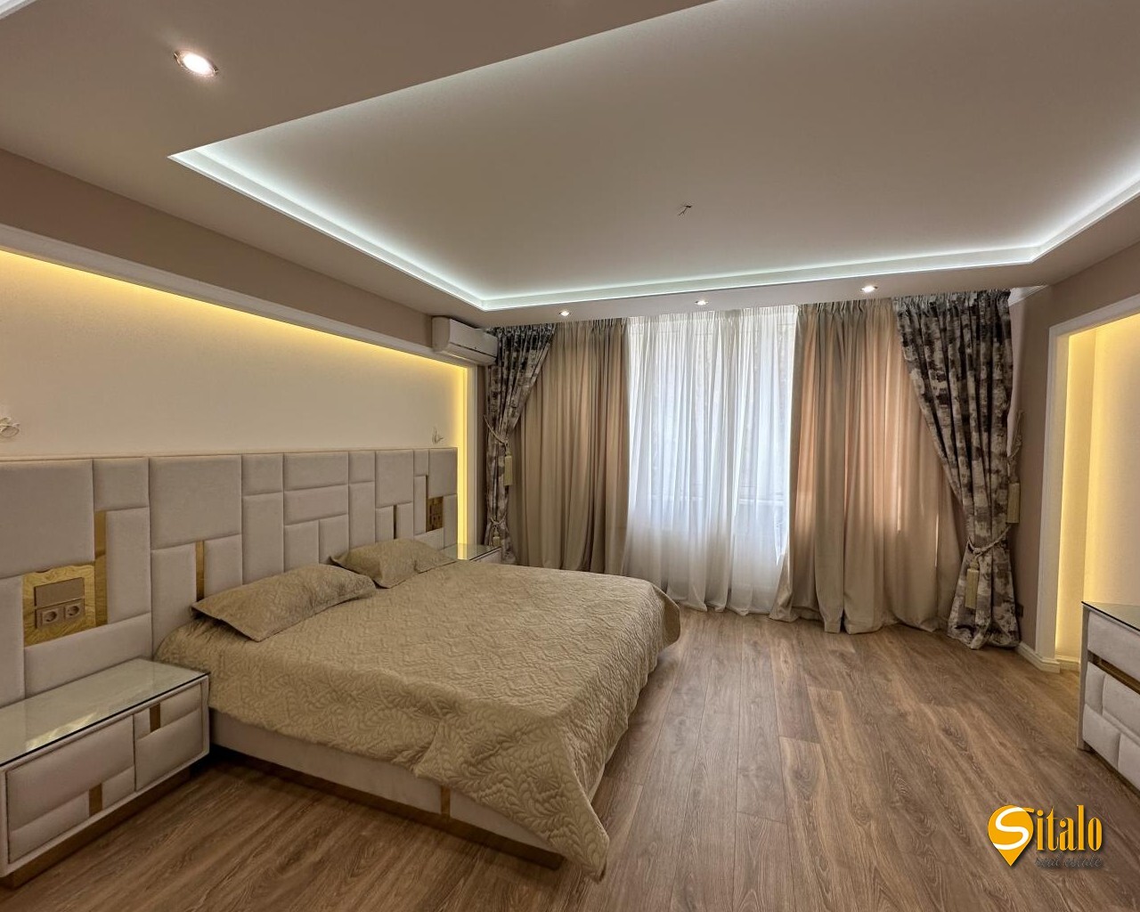 Продаж 3-кімнатної квартири 125 м², Коперника вул., 3