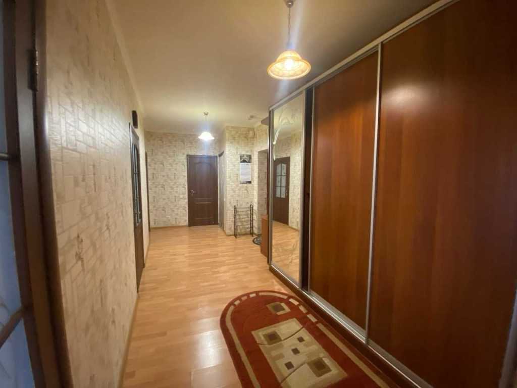 Аренда 2-комнатной квартиры 66 м², Днепровская наб., 25