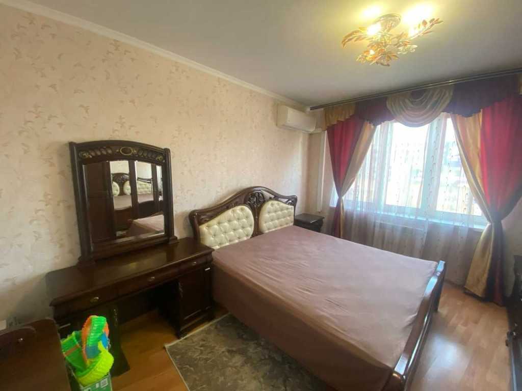 Аренда 2-комнатной квартиры 66 м², Днепровская наб., 25