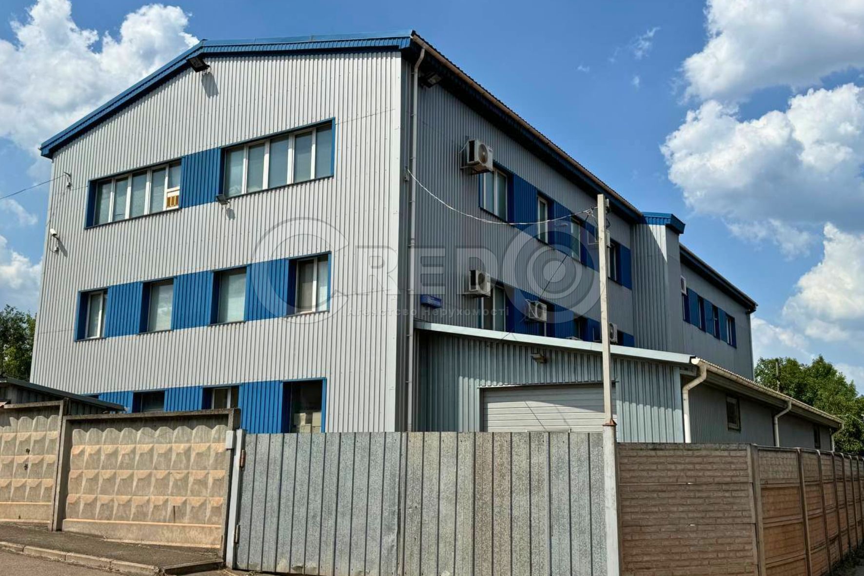 Продажа офисно-производственого комплекса 1108.5 м², Меркулова ул.