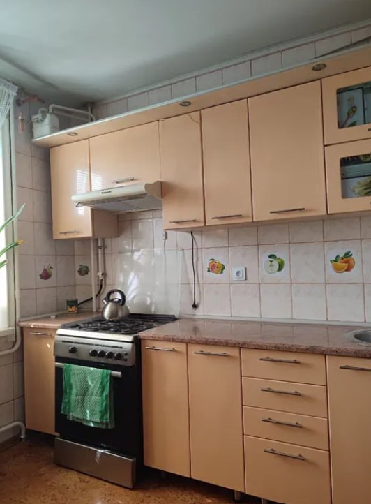 Продаж 2-кімнатної квартири 51.5 м², Харківська вул.