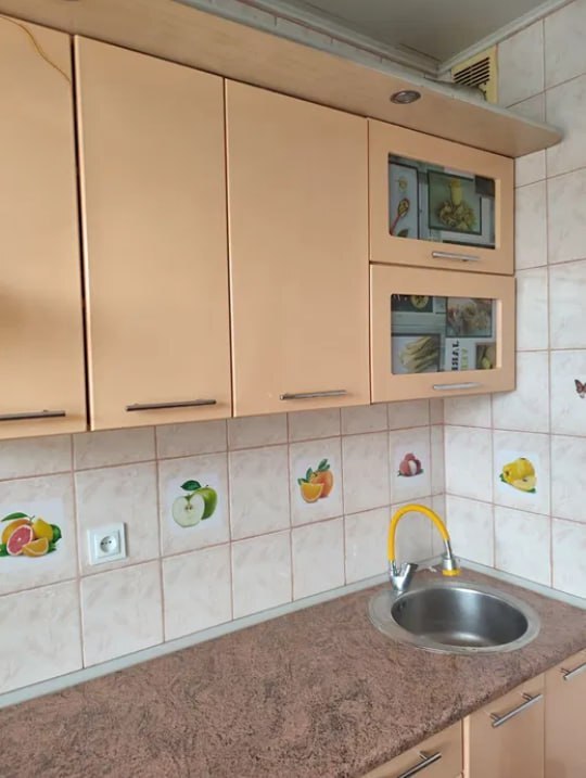 Продаж 2-кімнатної квартири 51.5 м², Харківська вул.