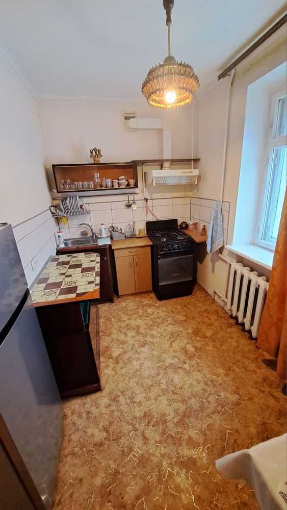 Продаж 1-кімнатної квартири 30 м², Гетьмана Полуботка вул.