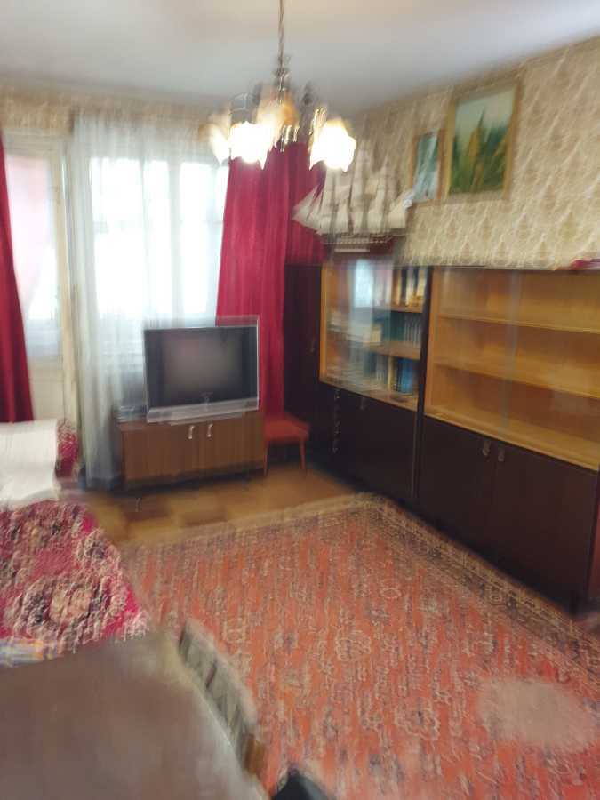 Продаж 3-кімнатної квартири 61 м², Героїв просп., 11