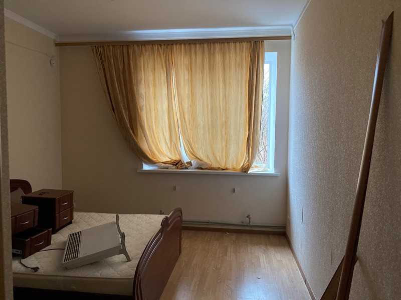 Продаж 2-кімнатної квартири 57.6 м², Слободская, 108а