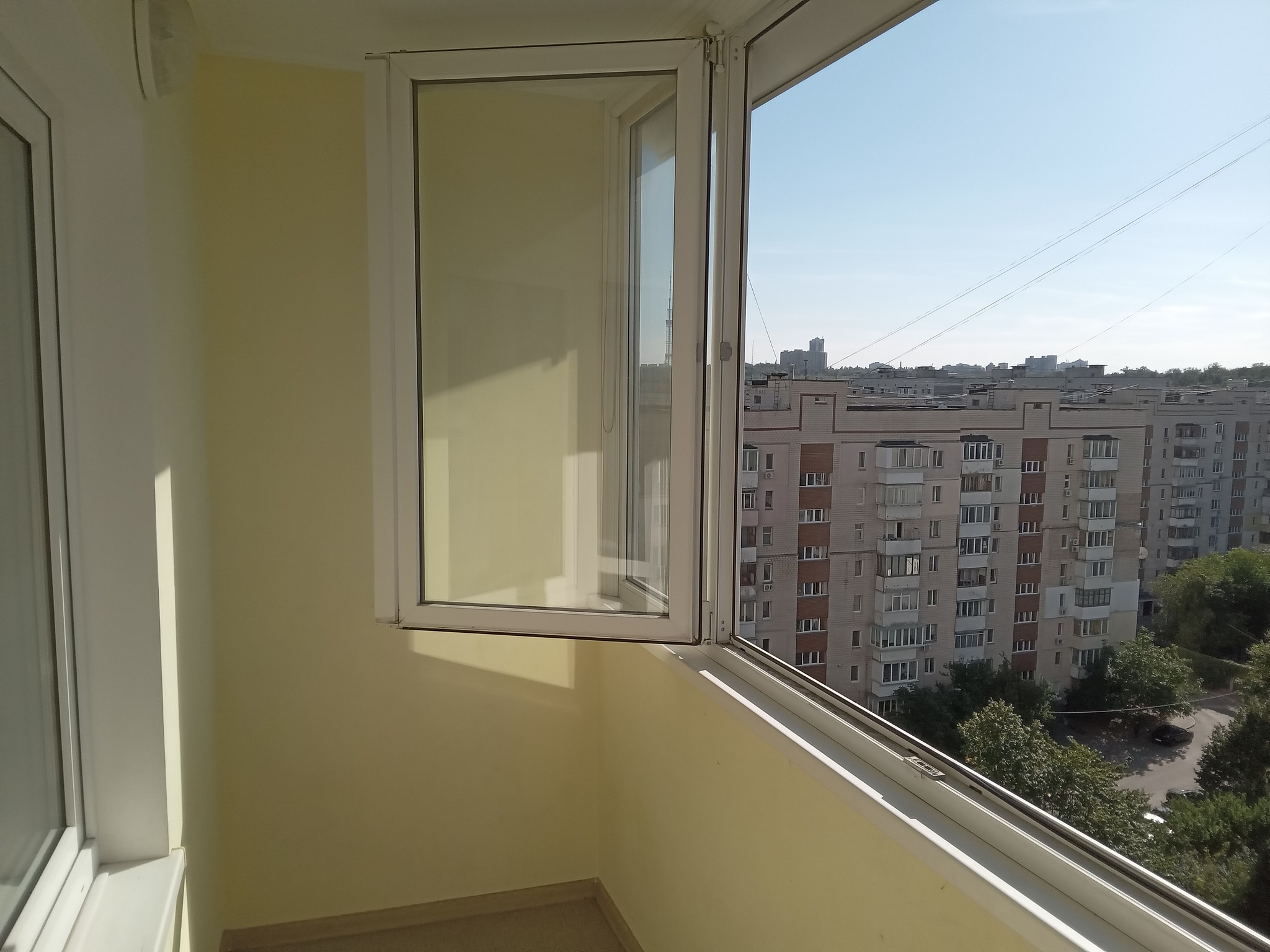 Продажа 2-комнатной квартиры 60.2 м², Александра Попова ул.