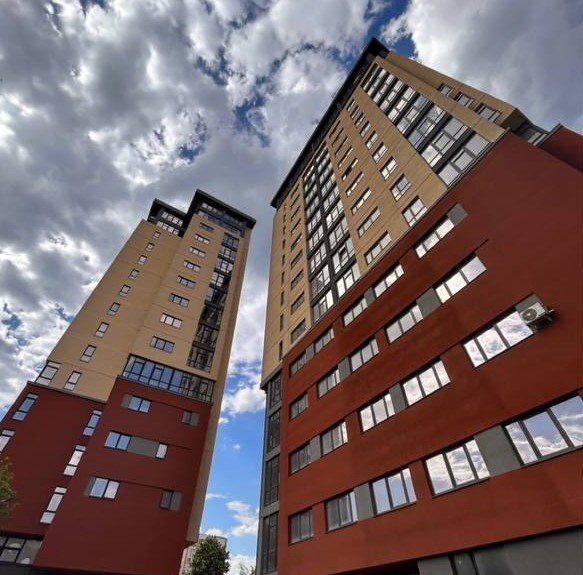 Продаж 2-кімнатної квартири 72 м²