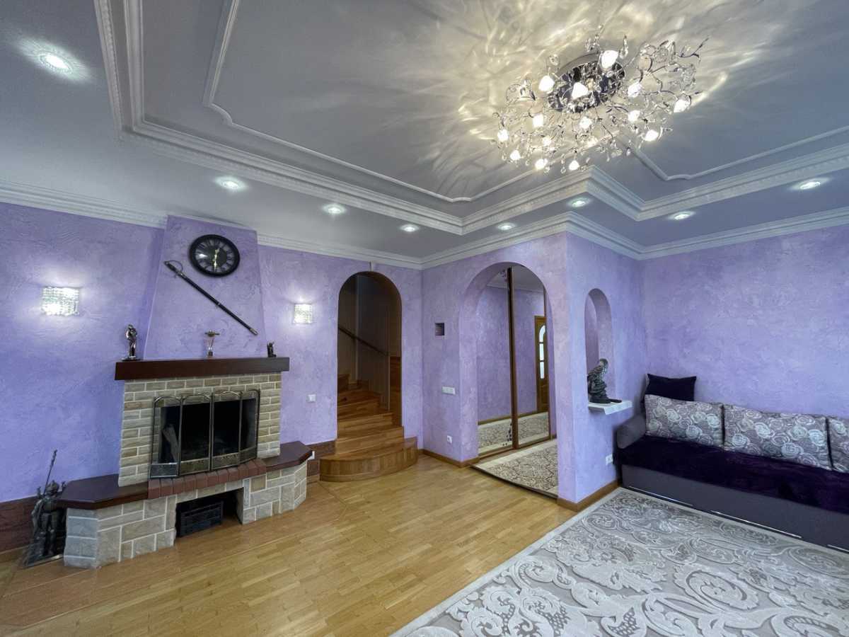 Продаж будинку 275 м², Лісова вул.